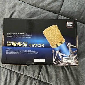 Studio series microphone